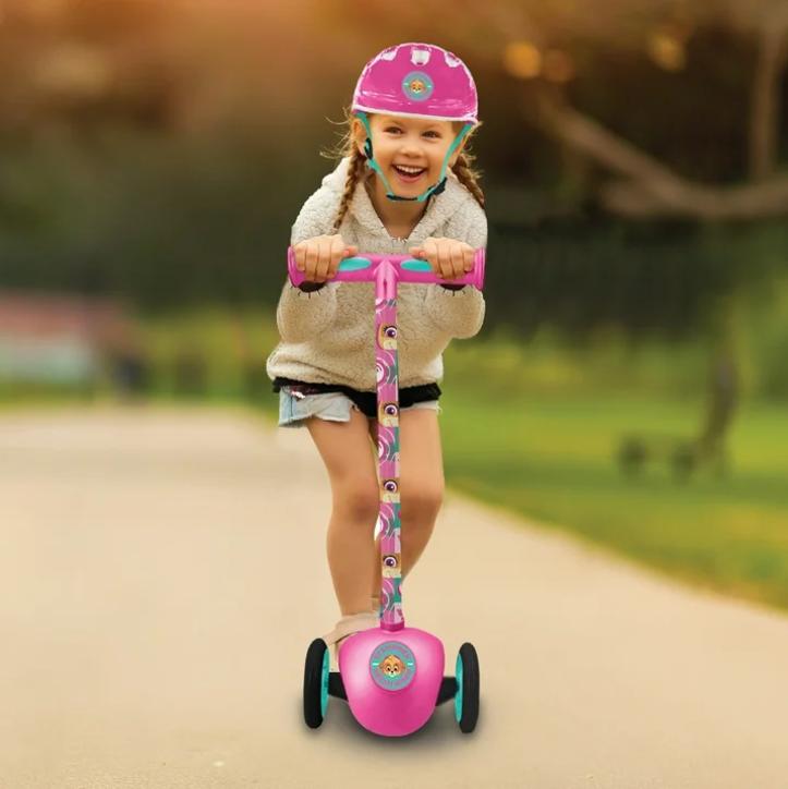 Paw Patrol 3 Wheel Scooter and Helmet Set - Pink - Skye - 50lbs - Unisex - Toddler - Ages 2-5