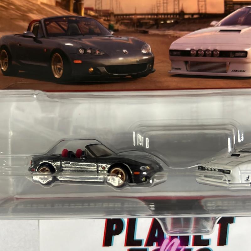 Hot Wheels 2024 Car Culture 2 Pack 04 Mazda Miata & Mazda RX7 Pandem